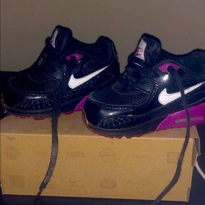 Girls Nike Sneakers